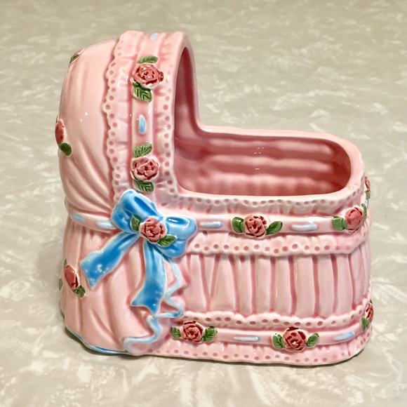 Vintage Other - Vintage Baby Planter 🎀 Cute Cradle